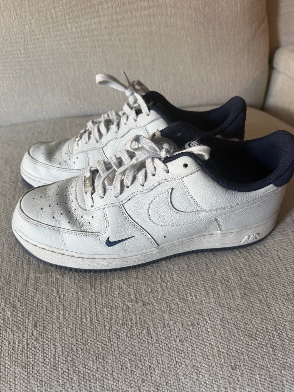 Nike White and Navy Low-Top Leather Sneakers